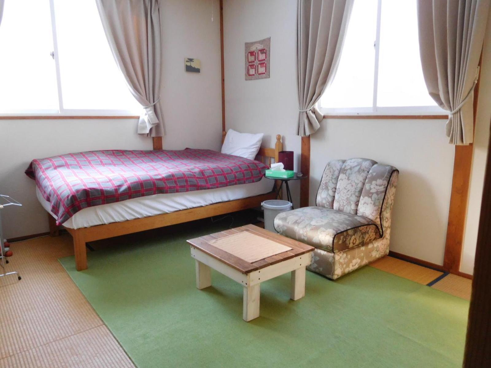 Country Lodge Farmstay Hakuba Exterior photo