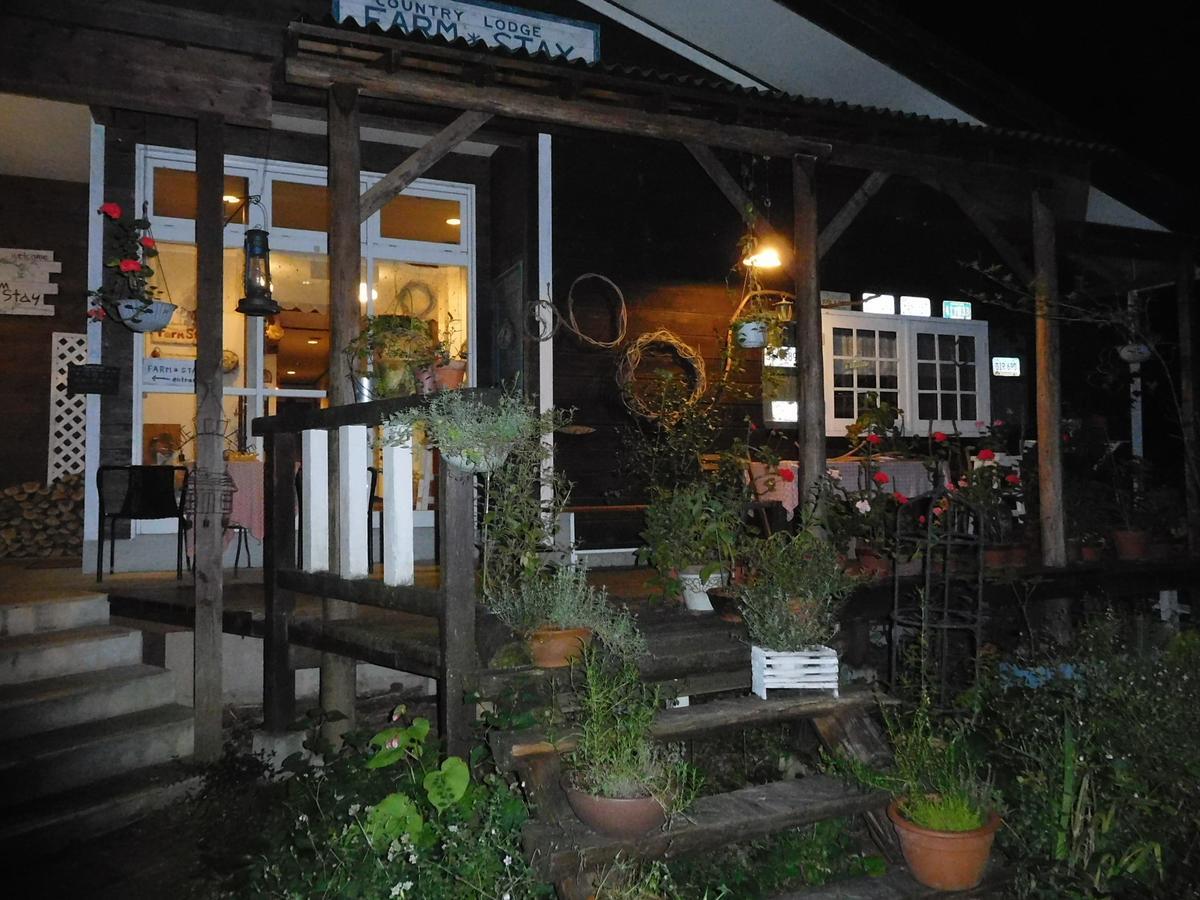 Country Lodge Farmstay Hakuba Exterior photo