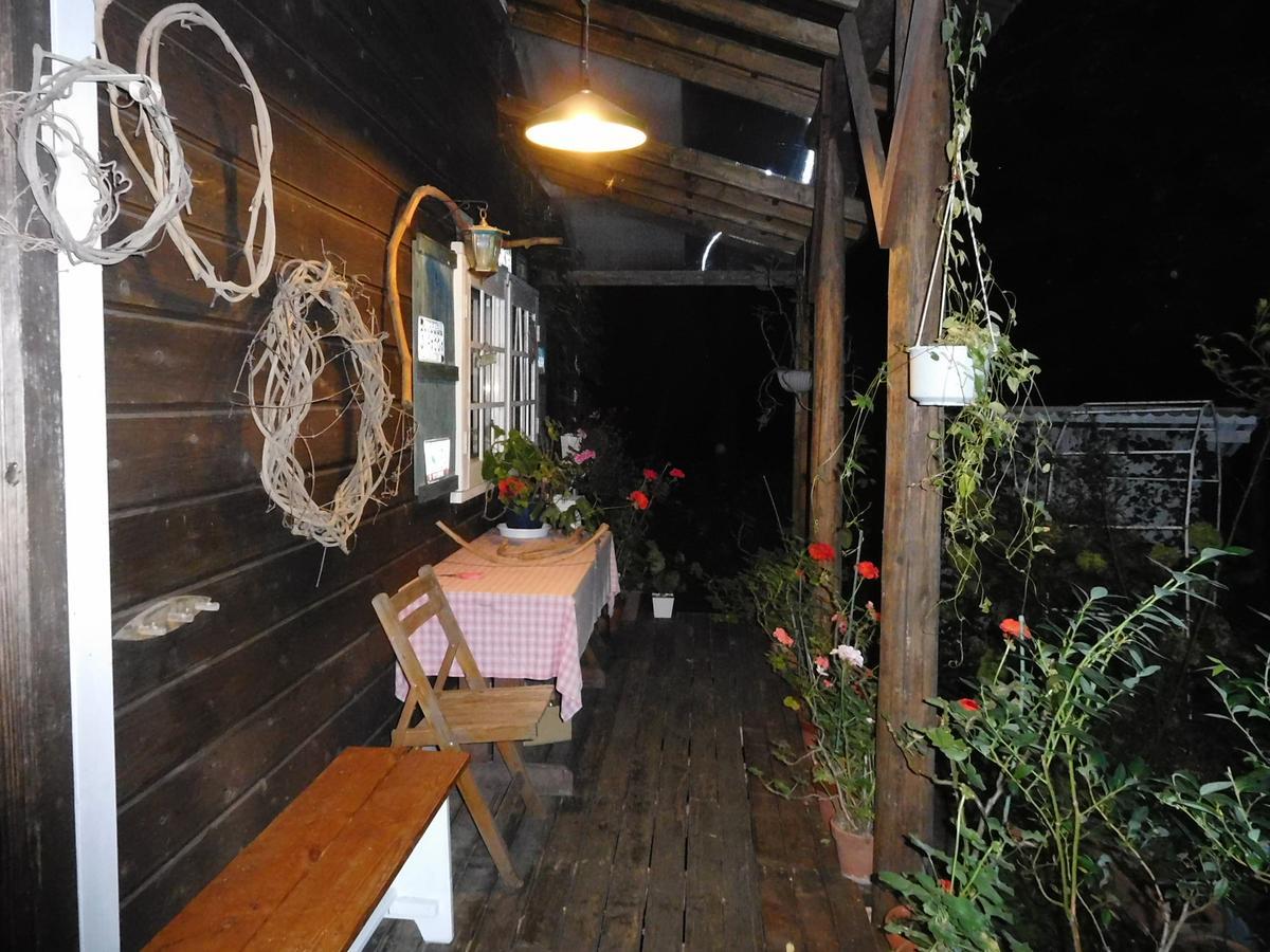 Country Lodge Farmstay Hakuba Exterior photo
